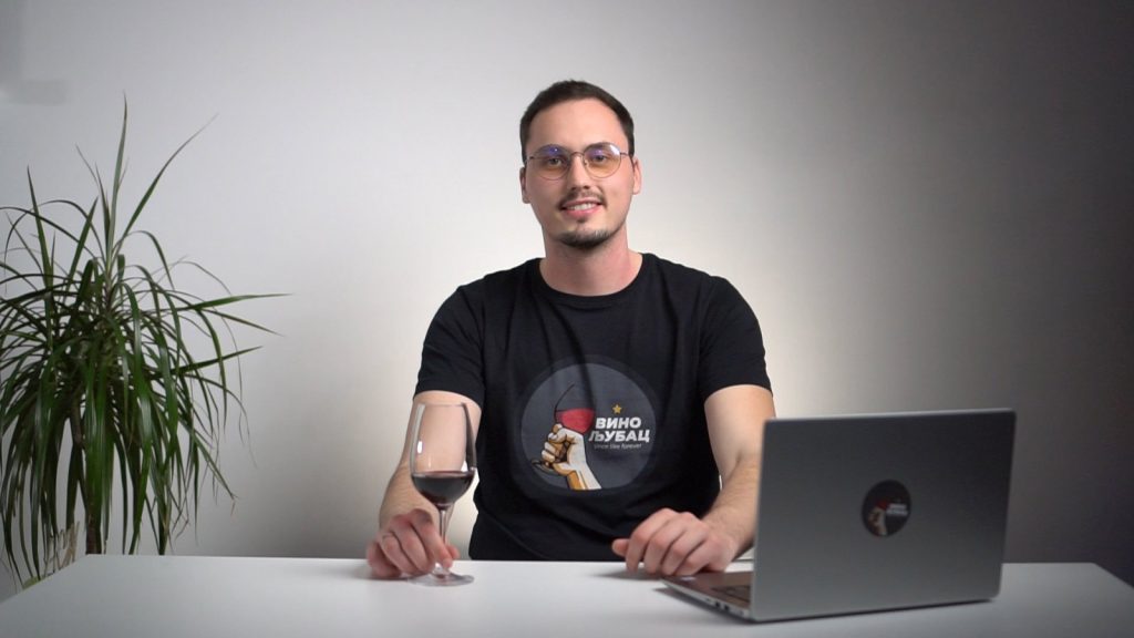 Aleksandar Marinković: Vinoljubac, Dnevna doza vina